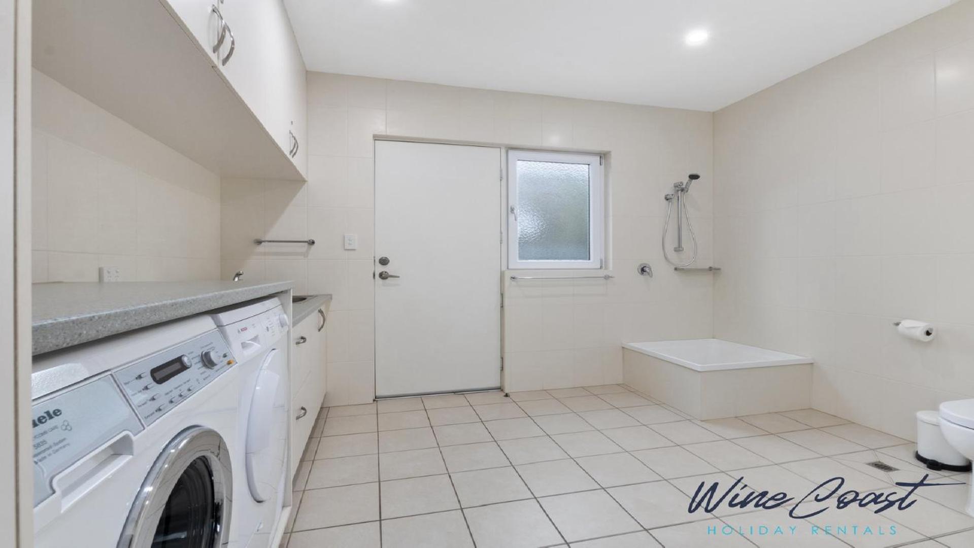 35 Degrees South By Wine Coast Holiday Rentals - Escape To The Fabulous 35 Degrees South By Wine Coast Holiday Rentals. Port Noarlunga Ngoại thất bức ảnh